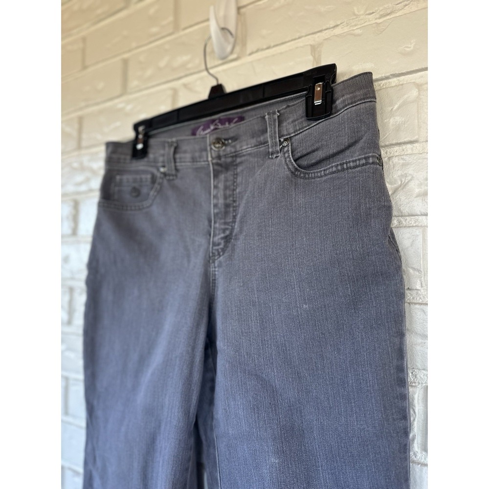 Gloria Vanderbilt Gray Straight Leg Jeans Women's Size 8 Embroidered Pockets - Picture 4 of 7